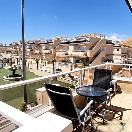 Apartments Punta Prima Indoor & Outdoor Pool 托雷维耶哈 外观 照片