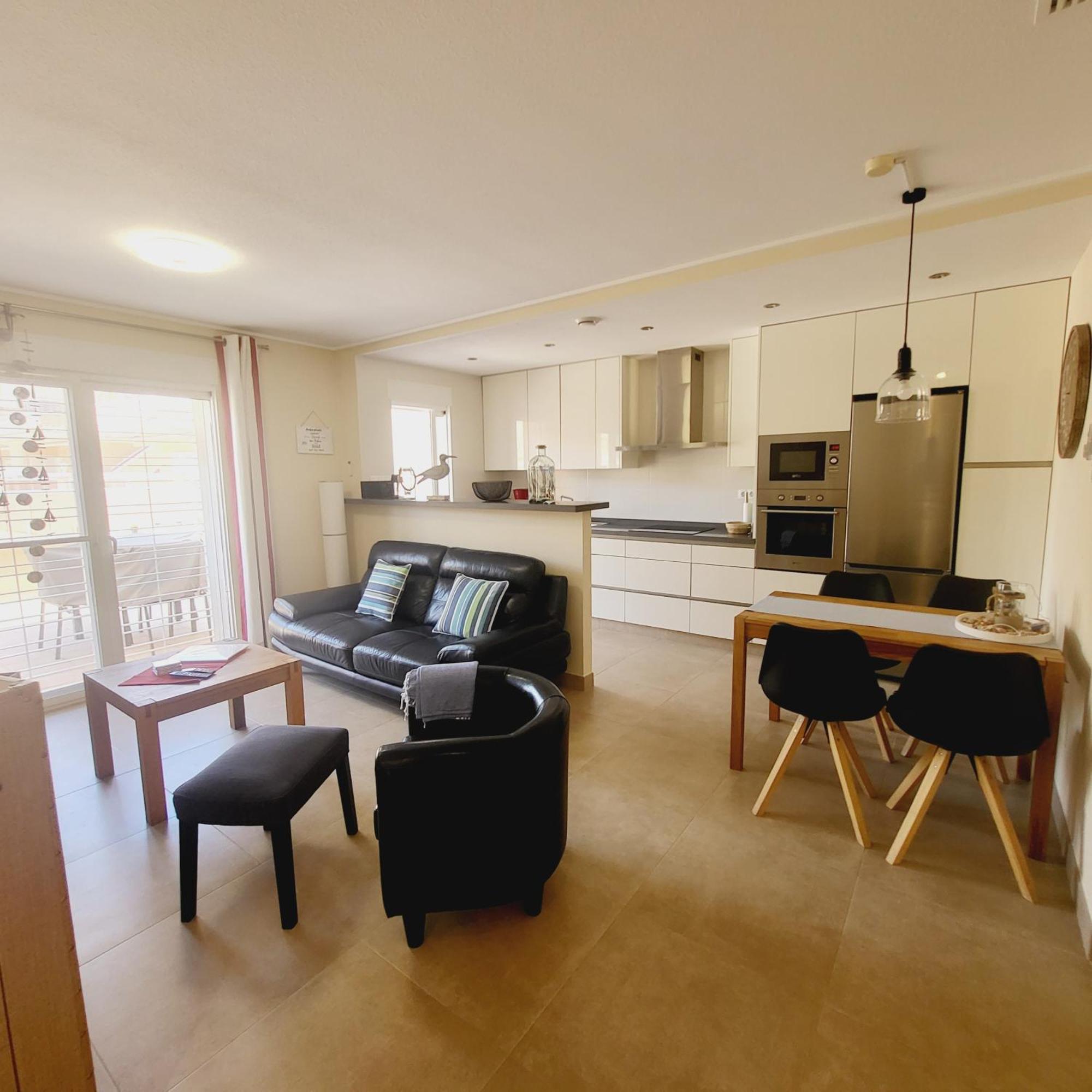 Apartments Punta Prima Indoor & Outdoor Pool 托雷维耶哈 外观 照片