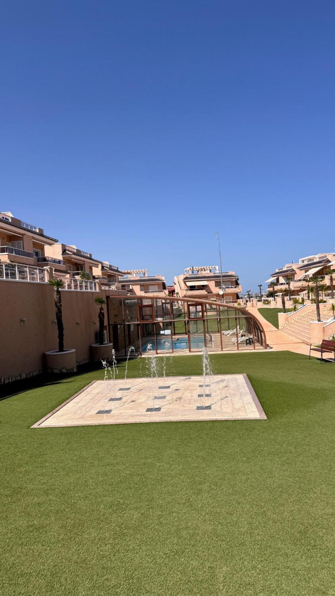 Apartments Punta Prima Indoor & Outdoor Pool 托雷维耶哈 外观 照片